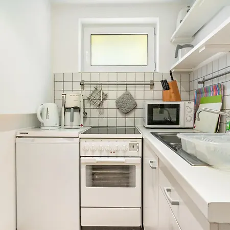 Appartement Koch Souterrain Bis 80 M² *
