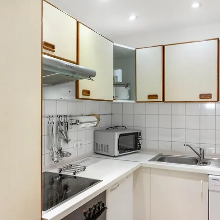 Appartement Koch Souterrain Bis 80 M² *